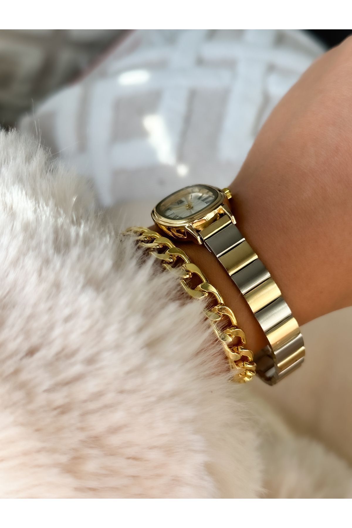 Bonicce Marka Retro Model, Minimal Oval Kasa,gümüş/sarı Kordon,roma Rakamlı Kadın Kolsaati Bileklik - Görsel 4