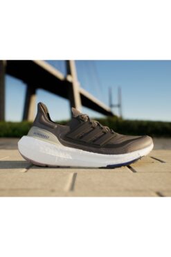 adidas Ultraboost Light Unisex Koşu Ayakkabısı IE3331 Kahverengi