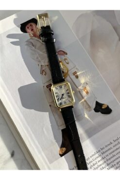 QUARTZ Vera Özel Seri Kadın Oval Siyah Deri Minimal Vintage Yeni Sezon Gold Kol Saati