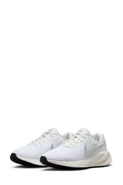 Nike W REVOLUTION 7 Beyaz Kadın Koşu Ayakkabısı FB2208 101