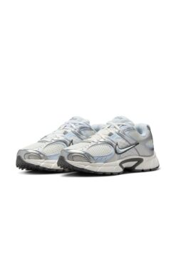 Nike V5 RNR Kadın Günlük Ayakkabı Beyaz - Rahat ve Şık HQ7901-103