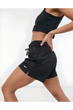 Nike Dri-fıt Attack Kadın Antrenman Şortu