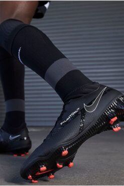 Nike Phantom Gt2 Academy Fg Krampon Ayakkabı Siyah Dc0797-001 V2