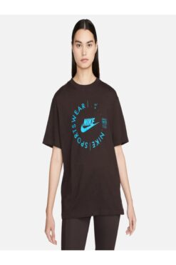 Nike Utility Graphic Kadın Siyah T-Shirt