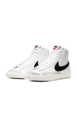 Nike WMNS BLAZER MID 77 VINTAGE