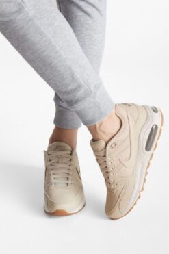 Nike Air Max Command Prm Yürüyüş Ayakkabısı 718896-100(YARIM NUMARA BÜYÜK ALMANIZI ÖNERİYORUZ)