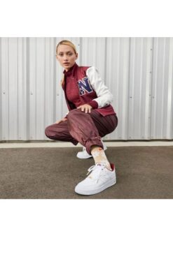 Nike Wmns Air Force 1 '07 Se