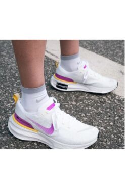 Nike Zoomx Invincible Run Flyknit 3 Kadın Koşu Ayakkabısı