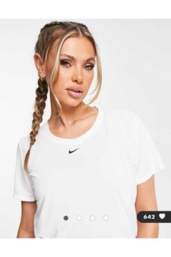 Nike Sportswear İnce Kumaş Düz Pamuklu Kısa Kollu Kadın T-Shirt