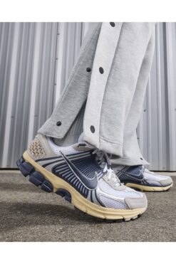 Nike Zoom Vomero 5 Erkek Beyaz Spor Ayakkabı  Sportie