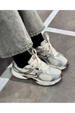 Nike Spor Ayakkabı Rnr Günlük Sneaker Retro Stil