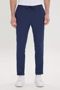AC&Co / Altınyıldız Classics Erkek Lacivert Slim Fit Rahat Kesim Beli Bağlamalı Yan Cepli Jogger Pantolon