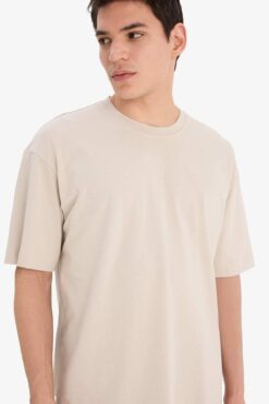 DeFacto Oversize Geniş Kalıp Bisiklet Yaka Basic Düz Kısa Kollu Tişört E6885AXNS