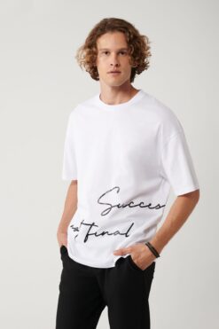 Avva Erkek Beyaz %100 Pamuk Bisiklet Yaka Baskılı T-shirt A41y1038