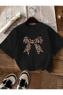 Medinenur LEOPAR DESENLİ KURDELE DETAYLI BASİC T-SHİRT