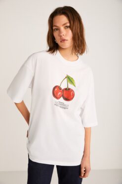 GRIMELANGE Odalys Kadın %100 Organik Pamuklu Oversize Fit Bol Kesim Kiraz Baskılı Bisiklet Yaka Beyaz T-shirt