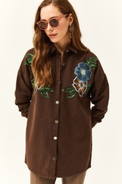 Olalook Kadın Çiçek Acı Kahve Pul Payet Detaylı Oversize Kaşe Gömlek