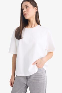 DeFacto Coool Loose Fit Basic Düz Kısa Kollu Beyaz Tişört F4603axns
