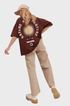 Trend Alaçatı Stili Kadın Kahverengi Bisiklet Yaka Baskılı Oversize Unisex T-Shirt ALC-X9577