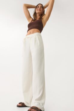 Stradivarius Ketenli, bağcıklı, dökümlü pantolon