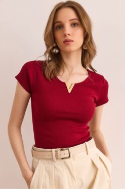 Olalook Kadın Bordo V Metal Detaylı Esnek Pamuk Bluz BLZ-19002921