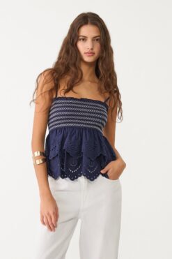 Stradivarius İşlemeli fırfırlı top