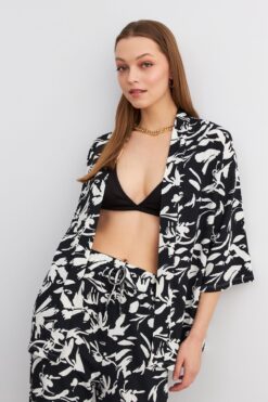 MODAGEN Kadın Siyah-Beyaz Desenli Kimono Gömlek Pantolon Takım