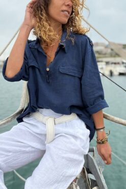 Güneşkızı İtalyan Lacivert Düğmeli Yaka Çift Kapaklı Cepli Apoletli Safari Keten Salaş Dokuma Bluz 70 63