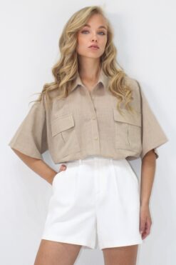 Trend Alaçatı Stili Kadın Kum Beji Çift Cepli Yarım Kol Keten Gömlek ALC-X9991