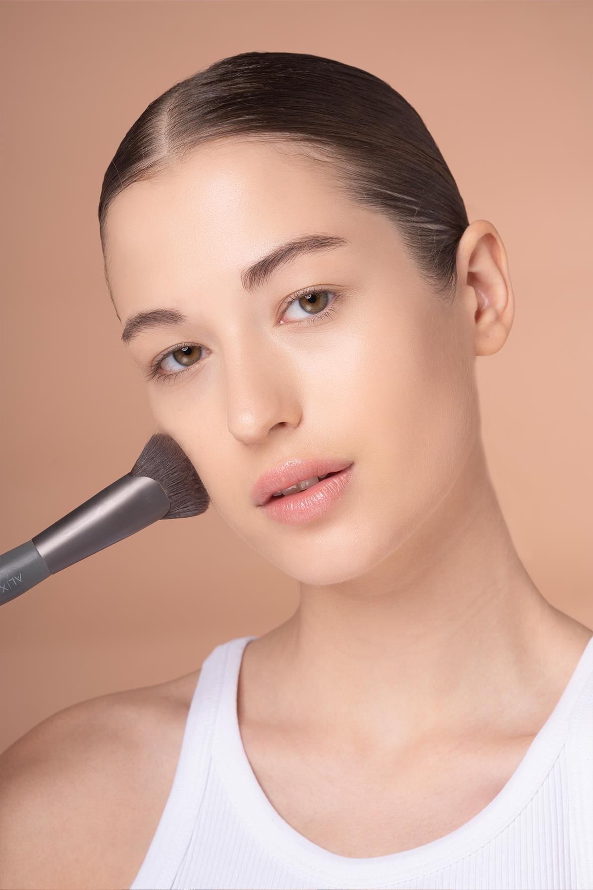 Alix Avien Fondöten Fırçası - Foundation Brush - Görsel 2