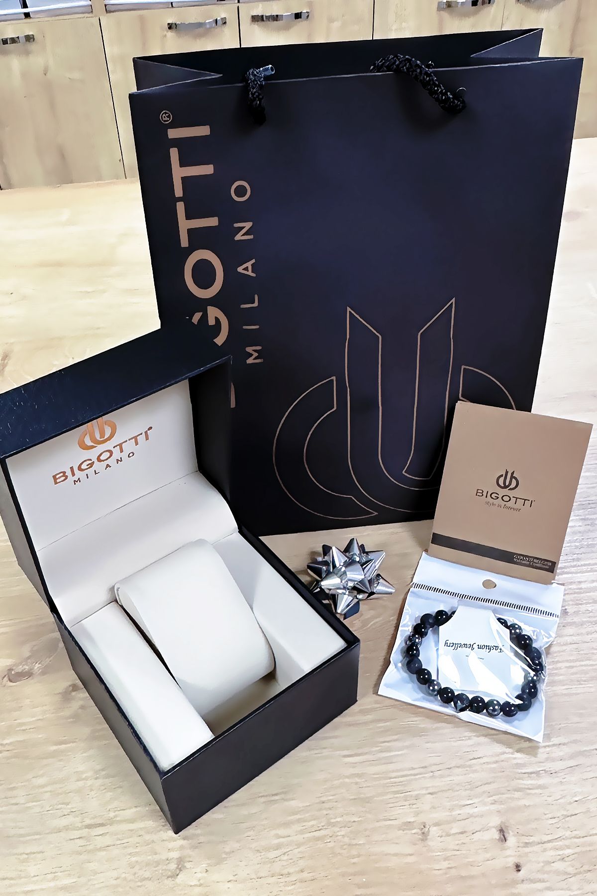 Bigotti Özel Kutulu 5 ATM Su Geçirmez Erkek Kol Saati Gümüş Renk Çelik Kordon + Hediye Bileklik BME2019C2 - Görsel 7