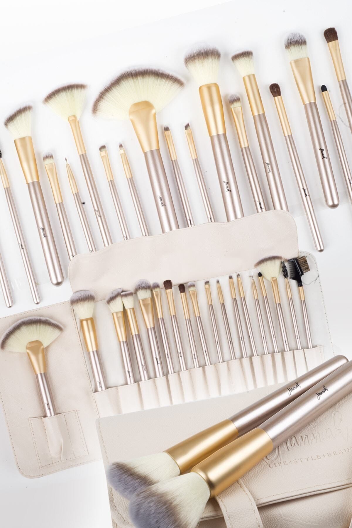 HANNAH 18 Parça Makyaj Fırça Seti Krem