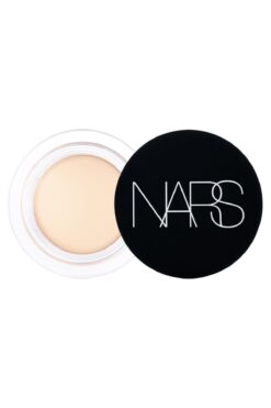 Nars SOFT MATTE COMPLETE-Hyalüronik Asitli A&C&E Vitamin İçerikli Gün Boyu Kalıcı Mat Bitişli Kapatıcı