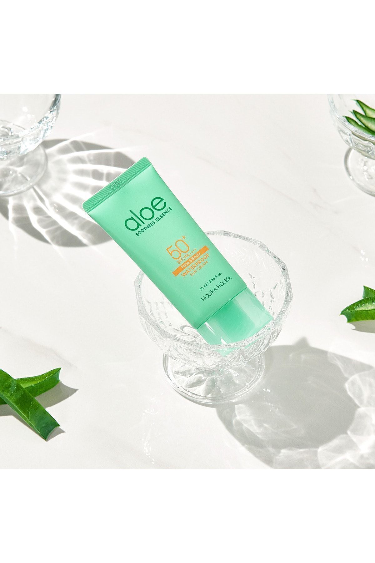 Holika Holika Aloe Soothing Essence Waterproof Sun Cream Spf50 - Aloe Yatıştırıcı Özlü Güneş Kremi 70ml - Görsel 2