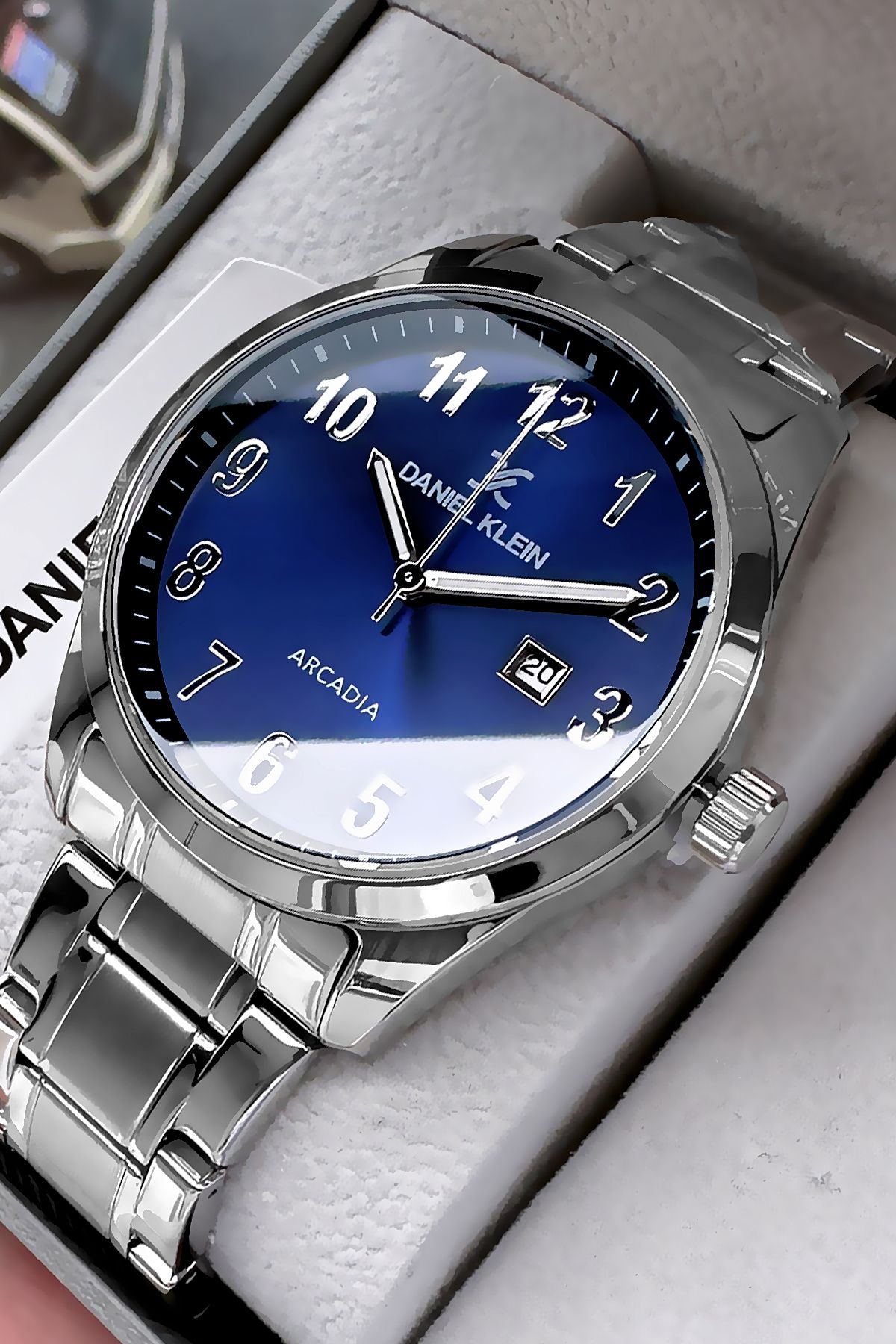 Daniel Klein Erkek Kol Saati 3 Atm Su Geçirmez Gümüş Renk Çelik Kordon ve Bileklik - Görsel 4