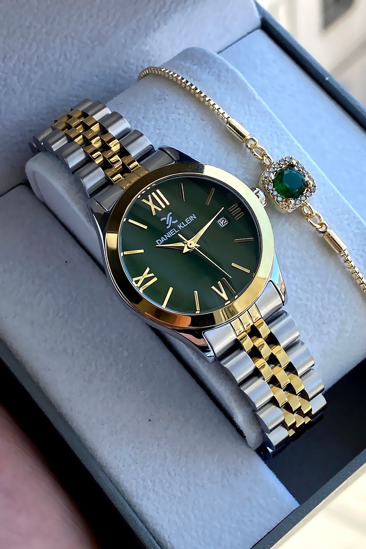 Daniel Klein %100 Orijinal Altın Gümüş Kordon Yeşil Kadran Kadın Kol Saati Bileklik Hediyeli - Görsel 3