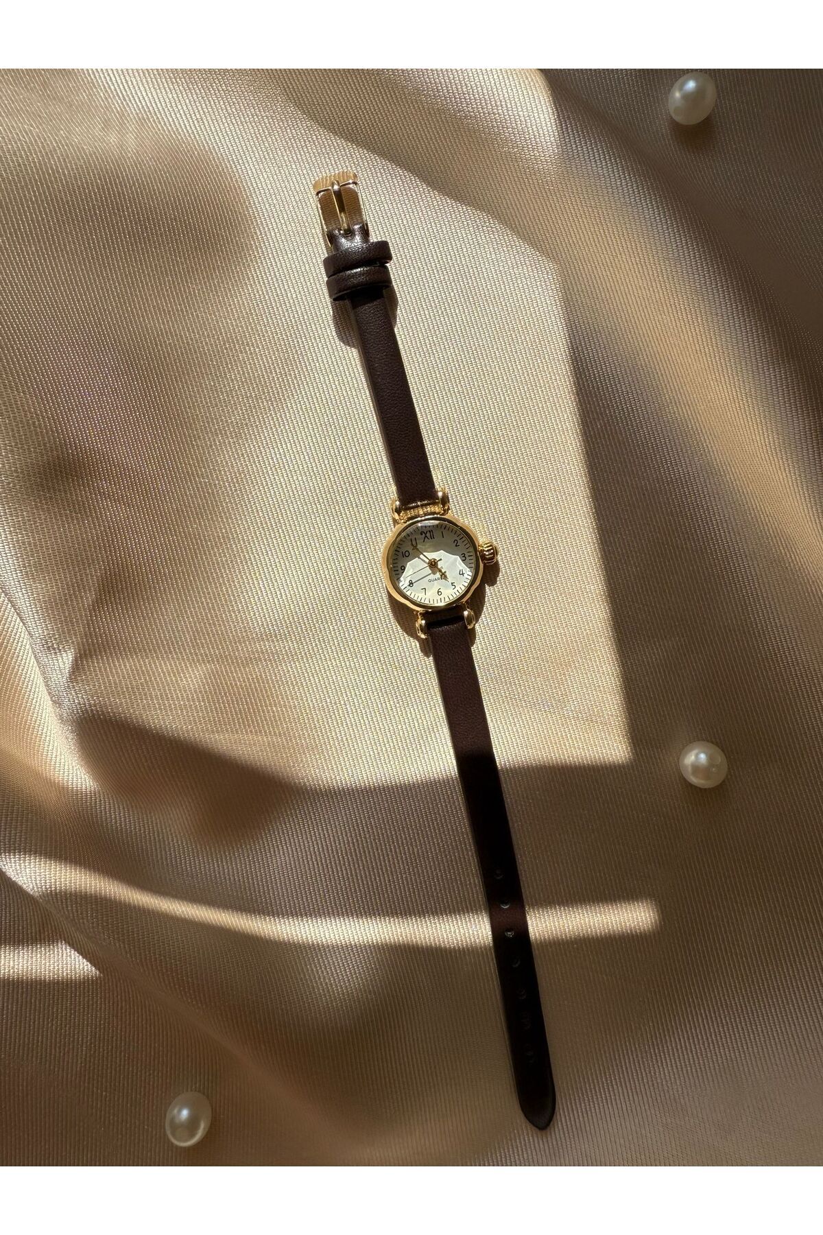 rubsey Retro Minimal Deri Kordon Vintage Kadın Kol Saati