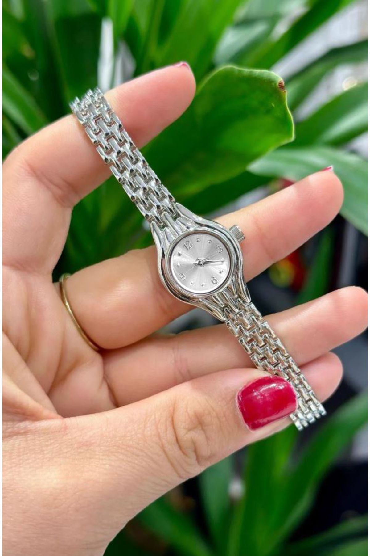 SPECTRUM PREMİUM Spectrum Mini Minimal Kasa Yuvarlak Kadran Metal Kordon Kadın Kol Saati