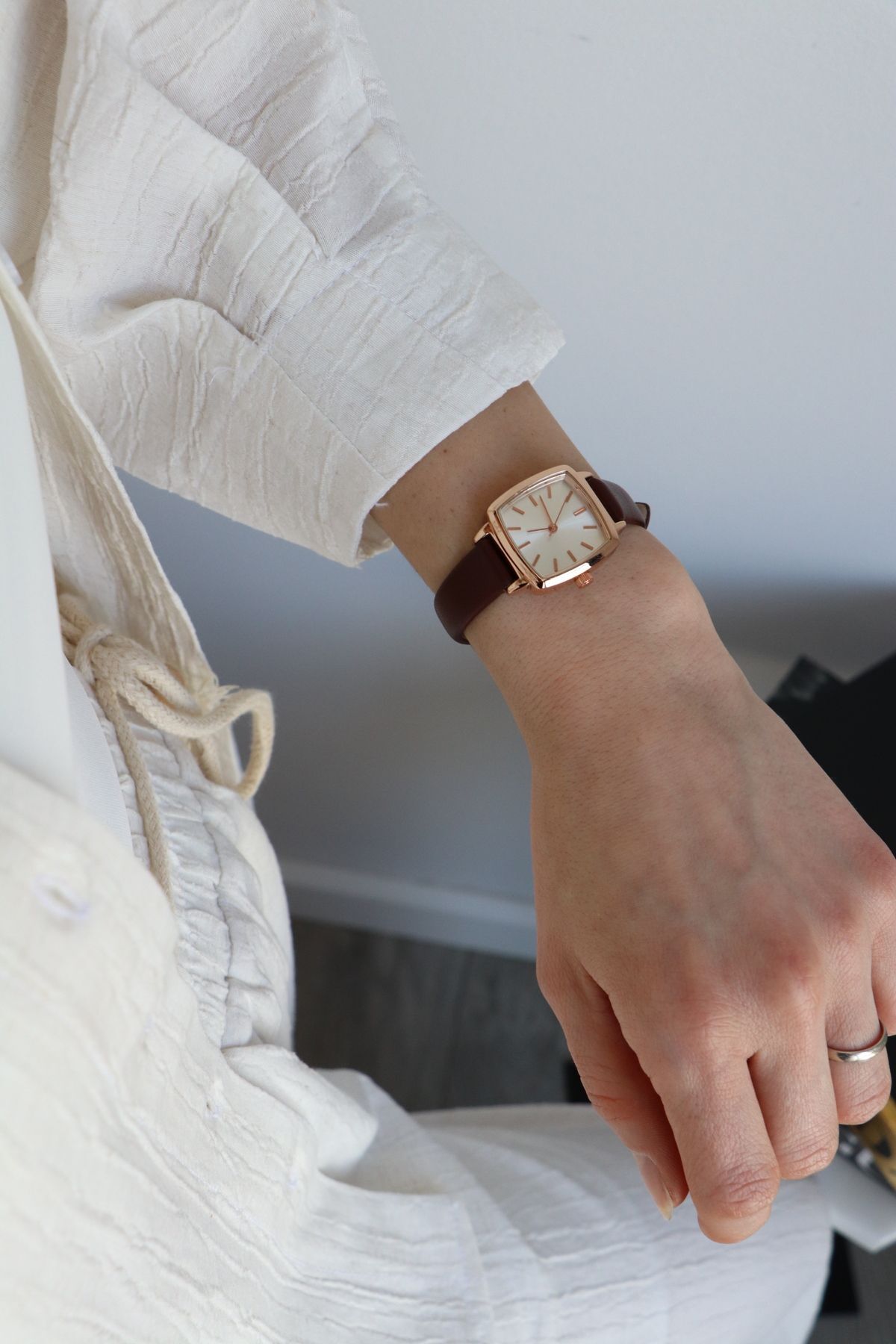 Northwatch Kadın Vintage Minimal Kol Saati - Görsel 4