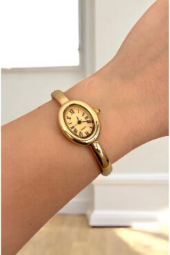 CLUPPOLOON Kelepçe Taşsız Sade Kadın Kol Saati 2025