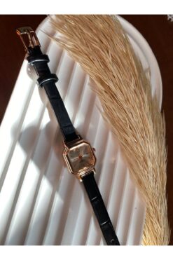 QUARTZ Rubsey Minimal Vintage Kadın Kol Saati Retro Deri Kordon 1 Adet (MİNİK KARE MODELDİR)