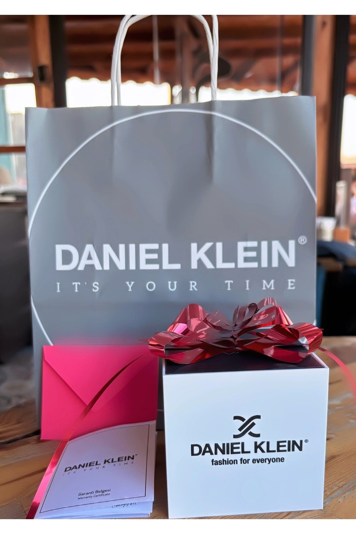 Daniel Klein Minimal Çelik Kadın Kol Saati Su Geçirmez Gold Gümüş Renk Hediye Bileklik DKMM523 - Görsel 4