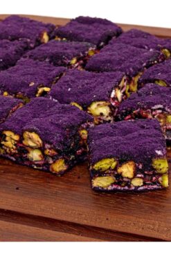 HALUK ÇEREZ 500 gr Ikramlık El Yapımı Karadutlu Fıstıklı Baklava Lokum