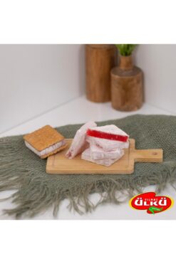 ÜLKÜ KURUYEMİŞ TAZE BİSKÜVİ ARASI GÜLLÜ KARE LOKUM 500GR