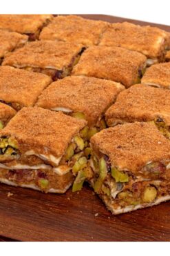 HALUK ÇEREZ Lotus Bisküvili Bol Fıstıklı Baklava Lokum 1KG