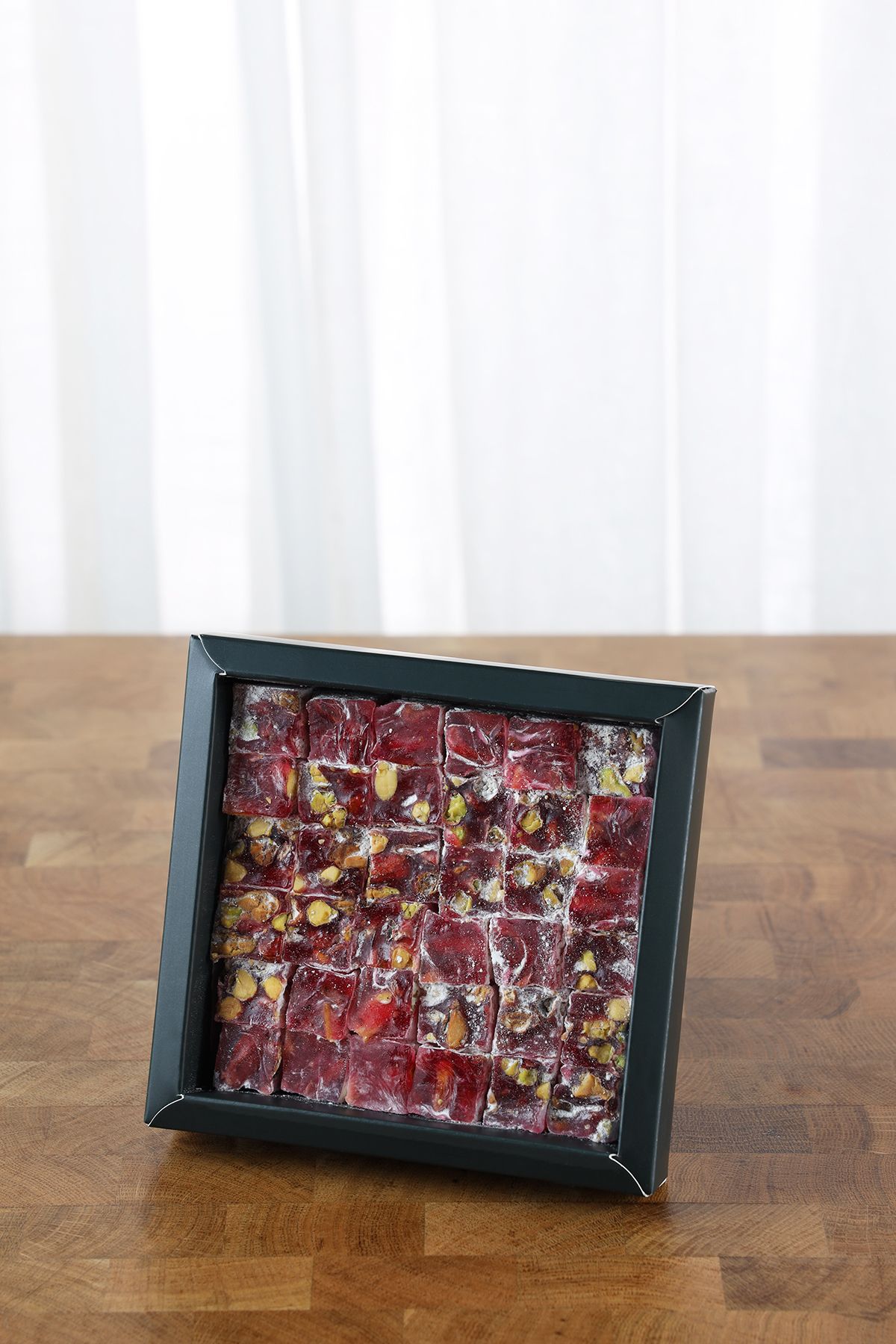 Antep Pazarı Narlı Antep Fıstıklı Çifte Kavrulmuş Duble Lokum-270 gr