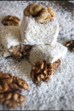 Kardeşler Şekerleme Kardeşler Basma Cevizli Sultan Küp Lokum 1 Kg