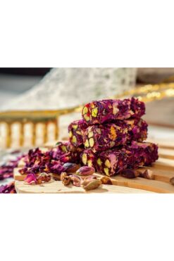 nutantep Extra Bol Antep Fıstıklı Steril Gül Yaprağı Kaplı Parmak Lokum - 1 KG
