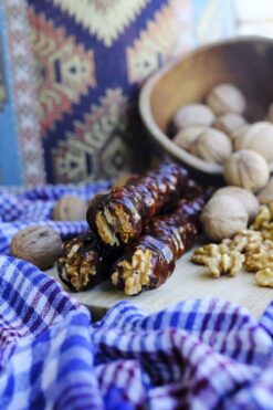 Tatşen Gıda Ekstra Lüks Bol Pekmezli Cevizli Sucuk (1kg)