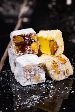 SAFRANTAT Karışık (Safranlı - Antep Fıstıklı) Meşhur Safranbolu Lokumu (NET 580 GR) Glikozsuz, Doğal Lokum